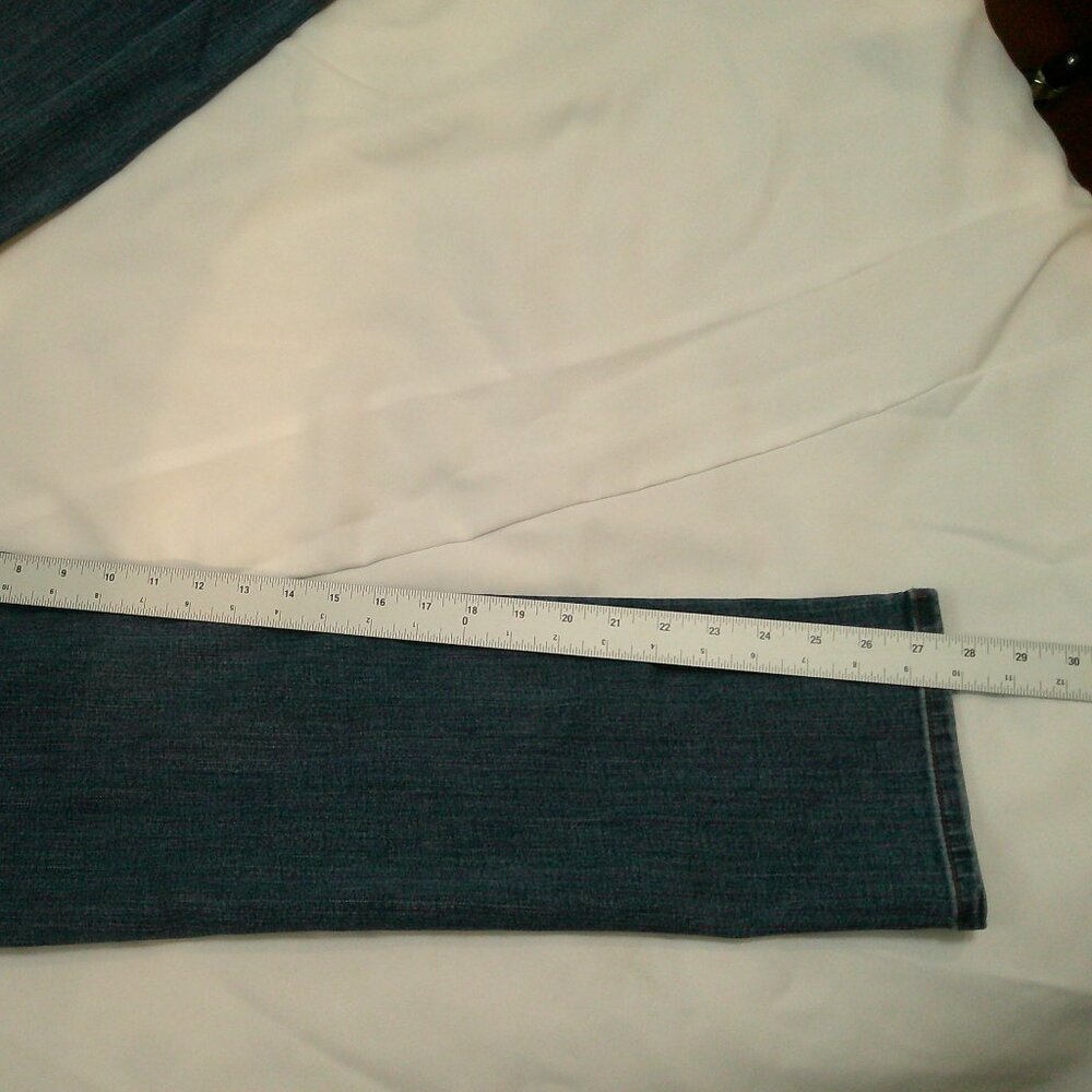 L.L. Bean Standard Fit Bean Flex Retro Classic Preppy Casual Jeans 30 X 29 - Picture 5 of 9
